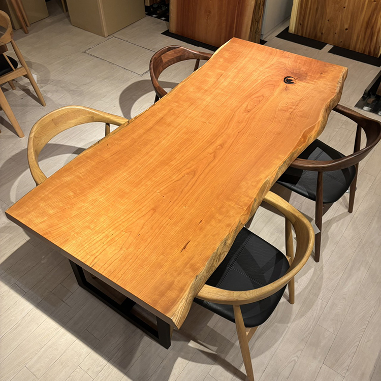 一枚板　チェリー　5136-8-1　(W180cm)