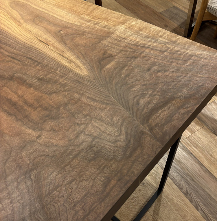 一枚板　ウォールナット　251-2-1　(W130cm)