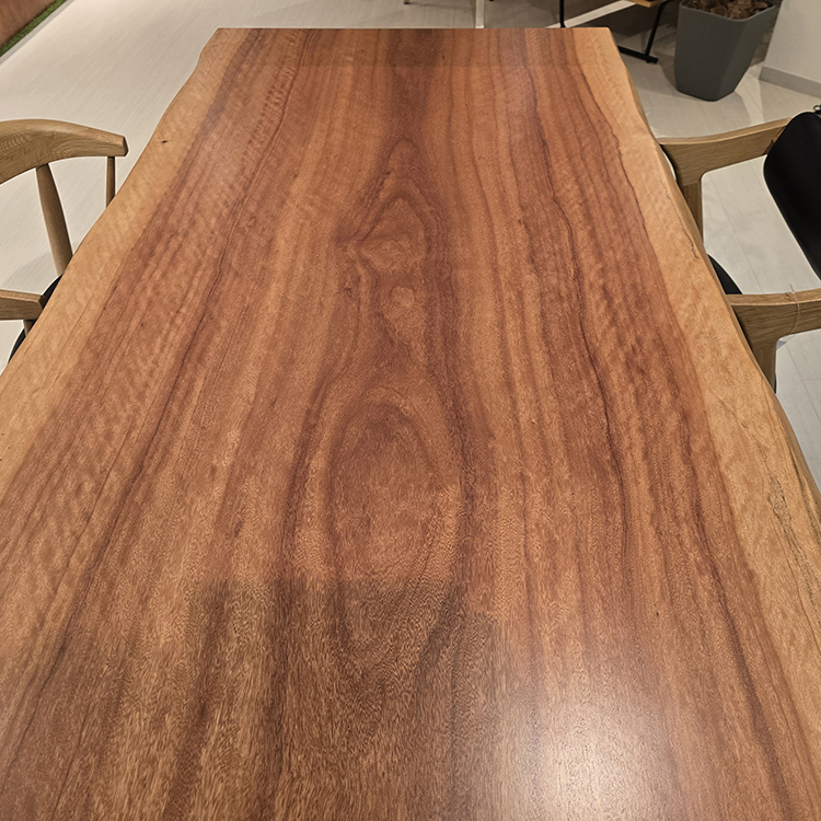 一枚板　ボセ(杢)　373-2/2-5-1　(W200cm)