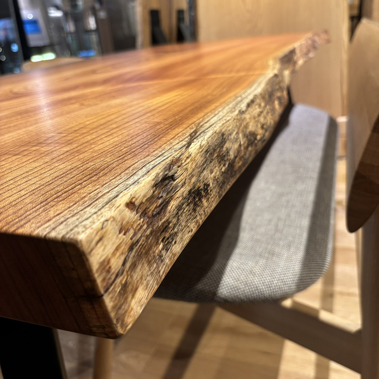 一枚板　センダン / 栴檀(杢)　1040-24　(W180cm)