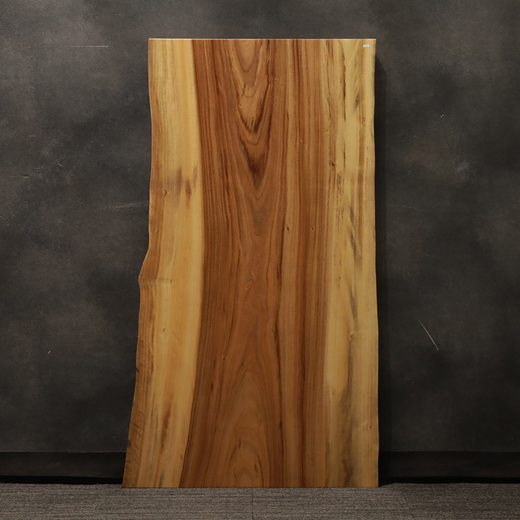 一枚板　クス / 楠　81-8　(W150cm)