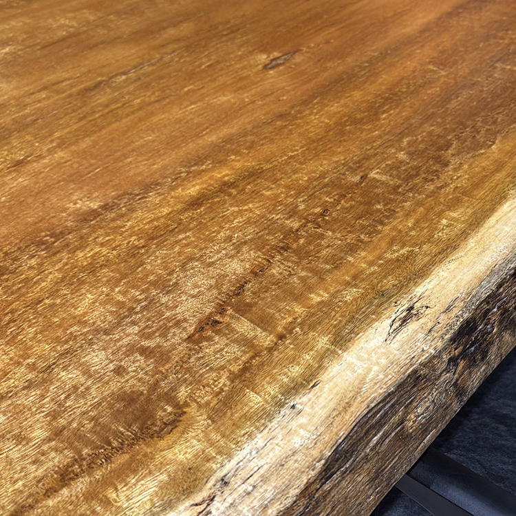 一枚板　モビンギ(杢)　K-OM-2303-346-1　(W160cm)