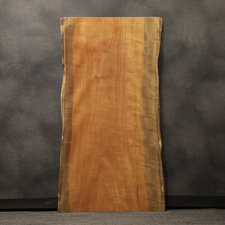 一枚板　タブ / 椨(杢)　K-GM-2303-69-2　(W160cm)