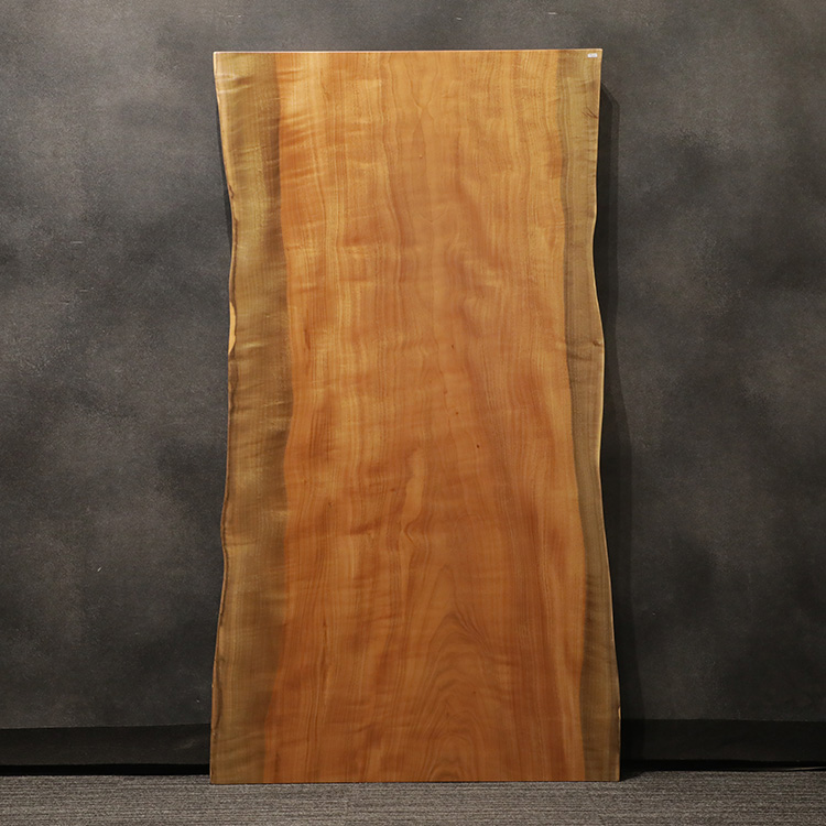 一枚板　タブ / 椨(杢)　K-GM-2303-69-2　(W160cm)