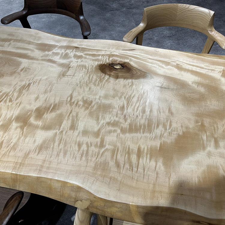 一枚板　トチ / 栃(杢)　SYO-C797　(W200cm)