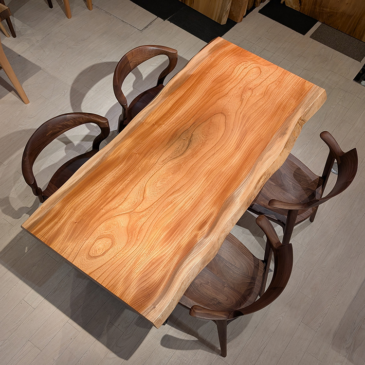 一枚板　ケヤキ / 欅　K-HN-2111-624-1　(W160cm)