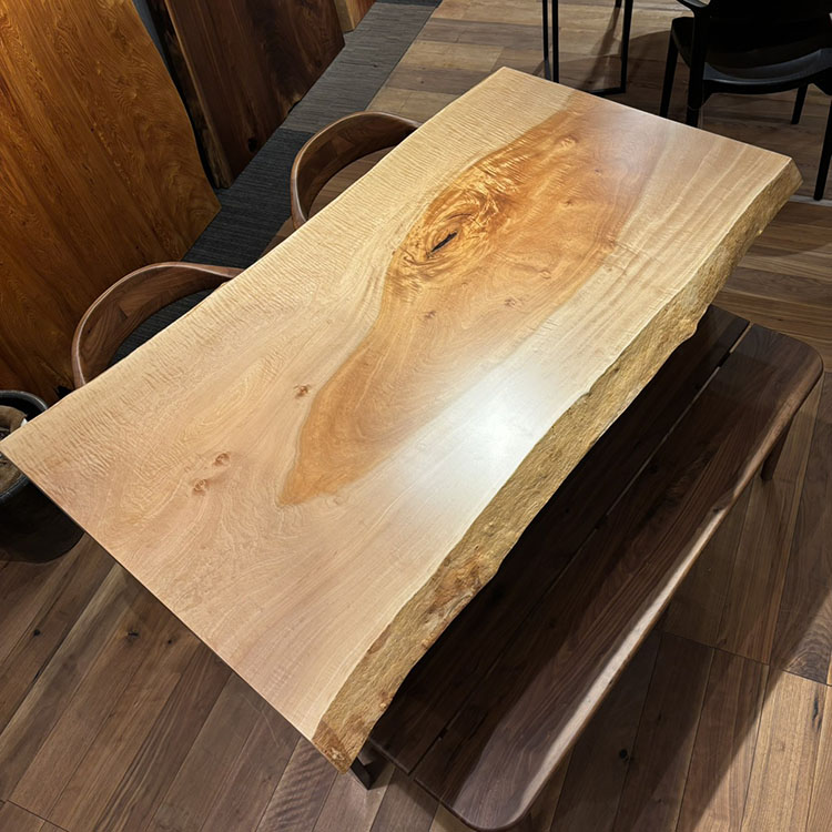 一枚板　トチ / 栃(杢)　K-HN-2204-942　(W150cm)