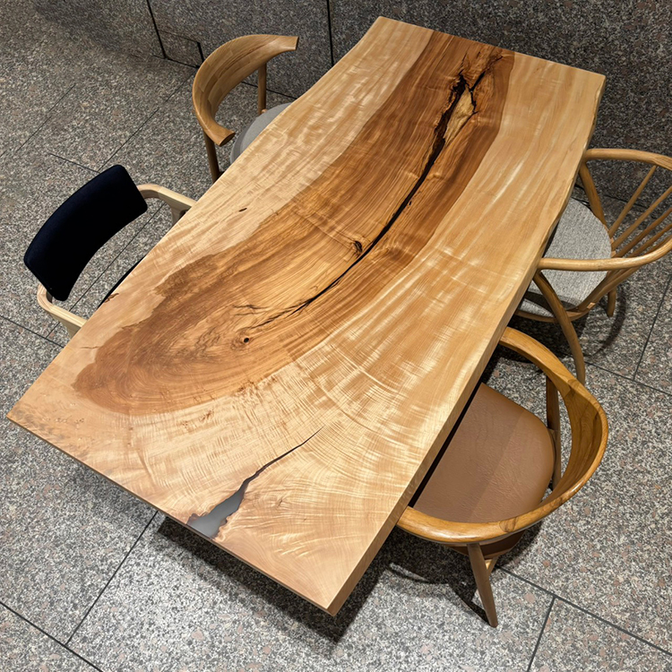 一枚板　トチ / 栃(杢)　532-6-2　(W180cm)