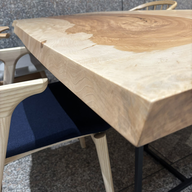 一枚板　トチ / 栃(杢)　532-6-2　(W180cm)