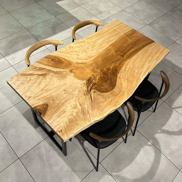 一枚板　トチ / 栃(杢)　532-7-2　(W160cm)