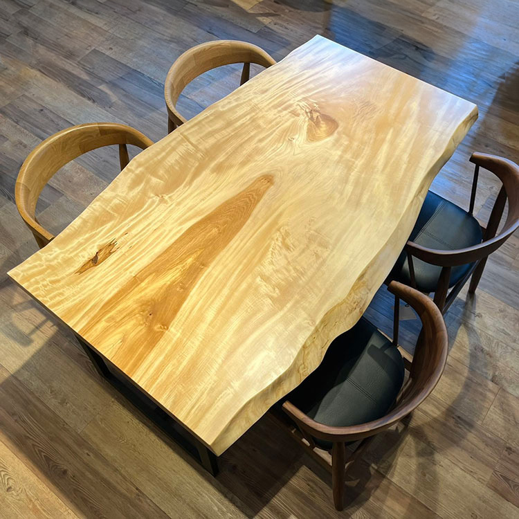 一枚板　トチ / 栃(杢)　532-10-1　(W150cm)