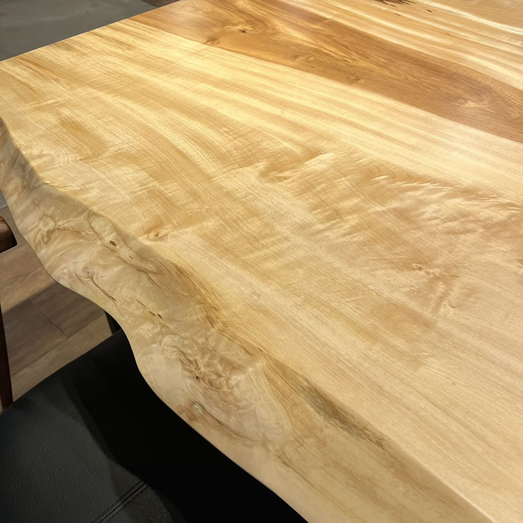 一枚板　トチ / 栃(杢)　532-10-1　(W150cm)