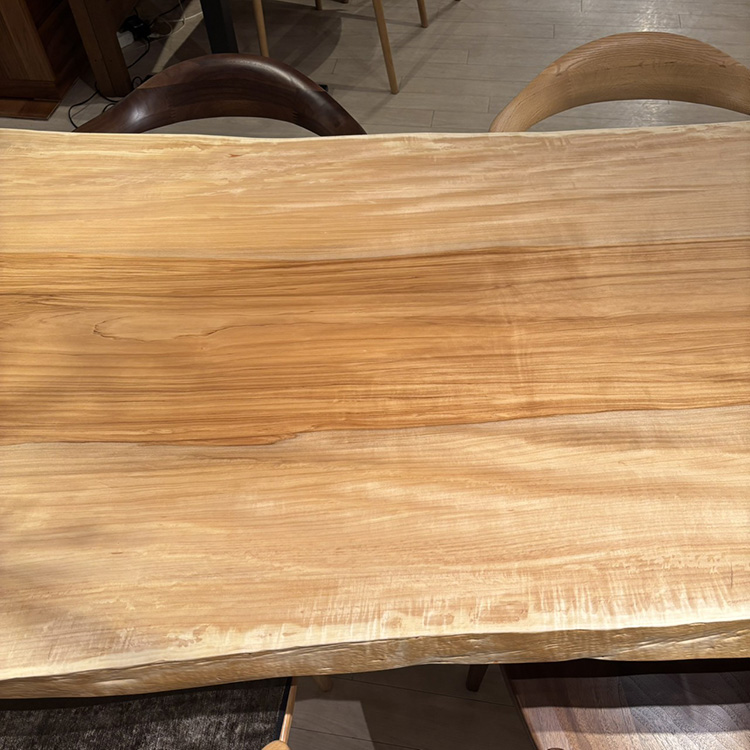 一枚板　トチ / 栃(杢)　K-HN-2202-844　(W200cm)