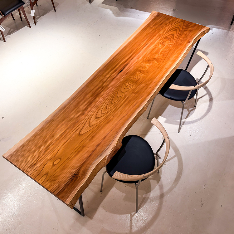 一枚板　ケヤキ / 欅　K-GM-2204-26-1　(W230cm)