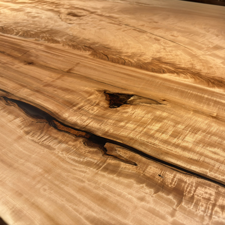 一枚板　トチ / 栃(杢)　K-HN-2205-951　(W220cm)