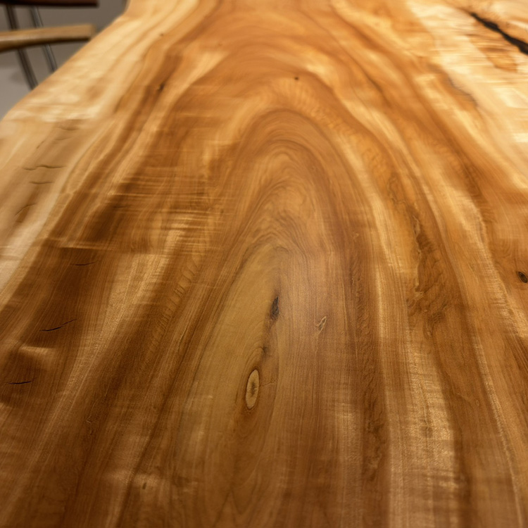 一枚板　トチ / 栃(杢)　K-GM-2203-644　(W200cm)