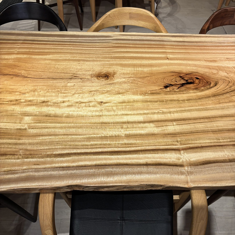 一枚板　クス / 楠　6102-7　(W260cm)