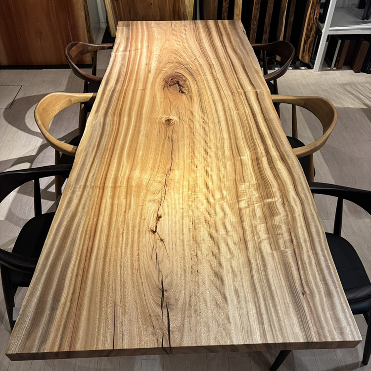 一枚板　クス / 楠　6102-7　(W260cm)