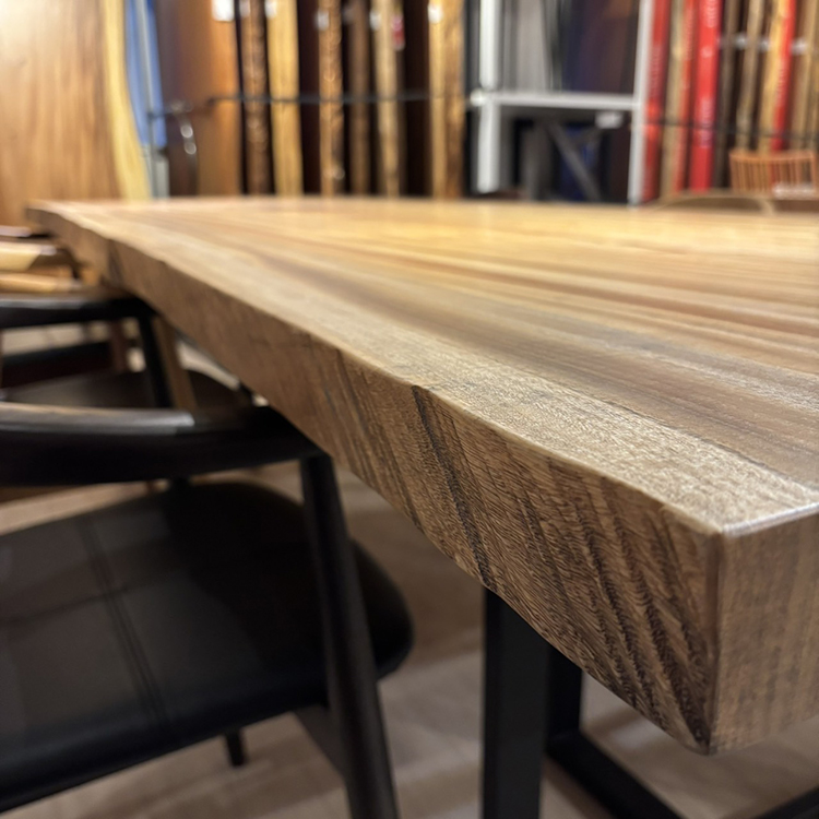 一枚板　クス / 楠　6102-7　(W260cm)