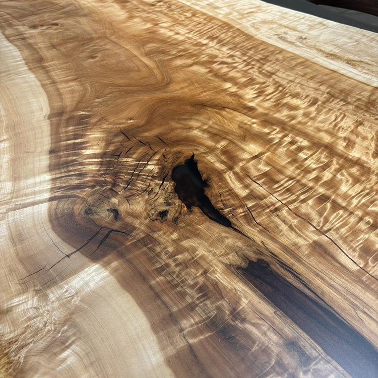 一枚板　トチ / 栃(杢)　K-CN-2106-1550　(W250cm)