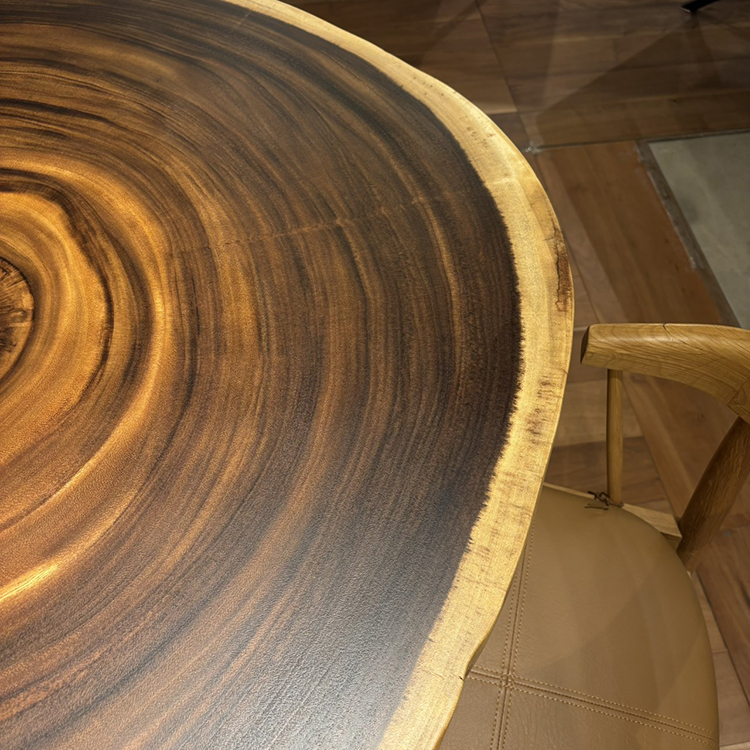 一枚板　モンキーポッド　輪切り 134-A-8-8　(W103cm)