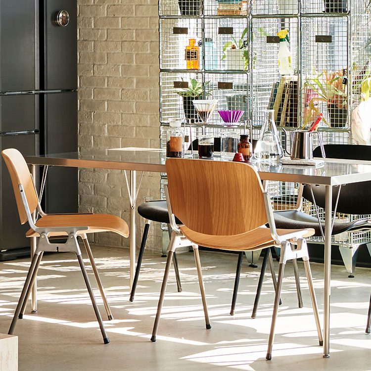 カステル ダイニングチェア