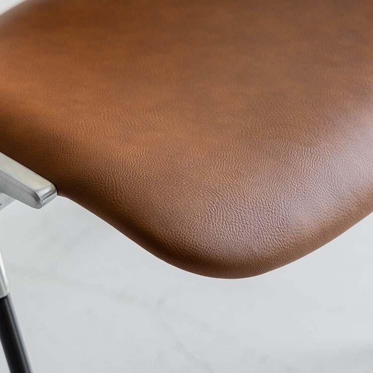 カステル ダイニングチェア