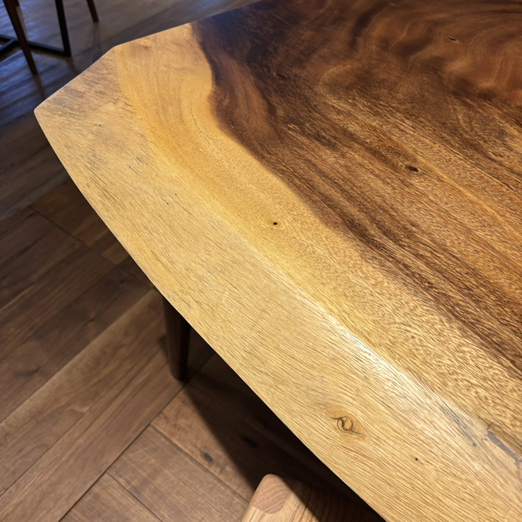 一枚板　モンキーポッド　5044-6-1　(W120cm)