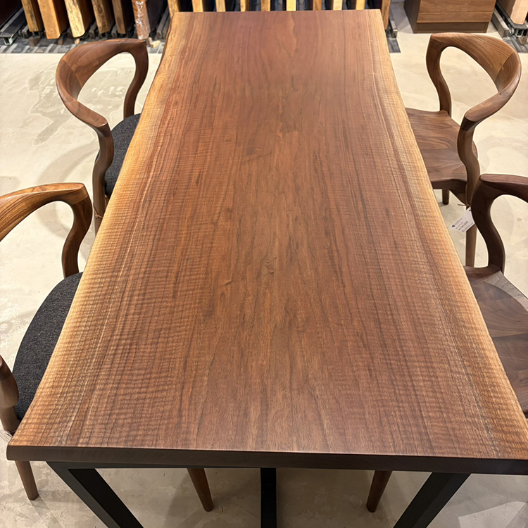 一枚板　ウォールナット　611-8　(W160cm)