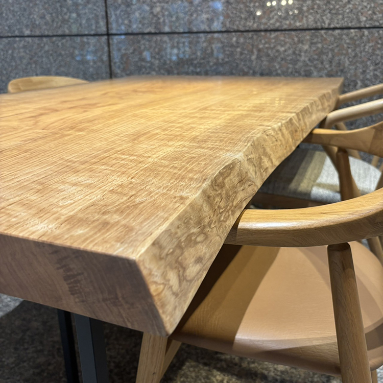 一枚板　シイ（椎）(杢)　K-HN-2203-806-1　(W160cm)