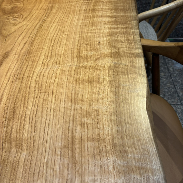 一枚板　シイ（椎）(杢)　K-HN-2203-806-1　(W160cm)