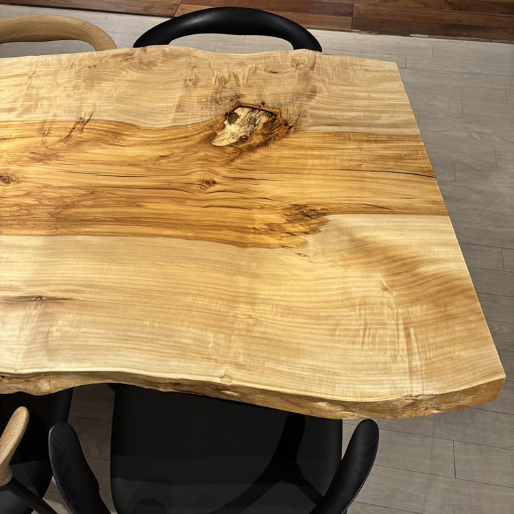 一枚板　トチ / 栃　K-HN-2205-908　(W200cm)