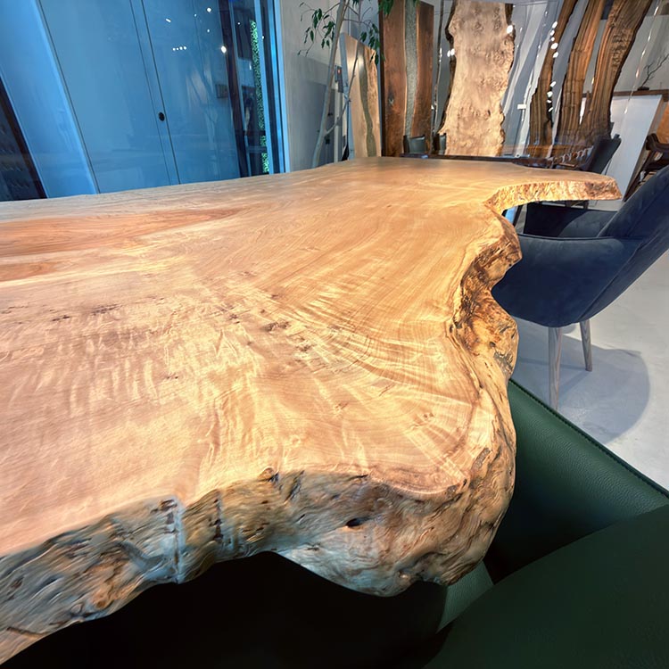 一枚板　トチ / 栃　CN-392-2711　(W300cm)