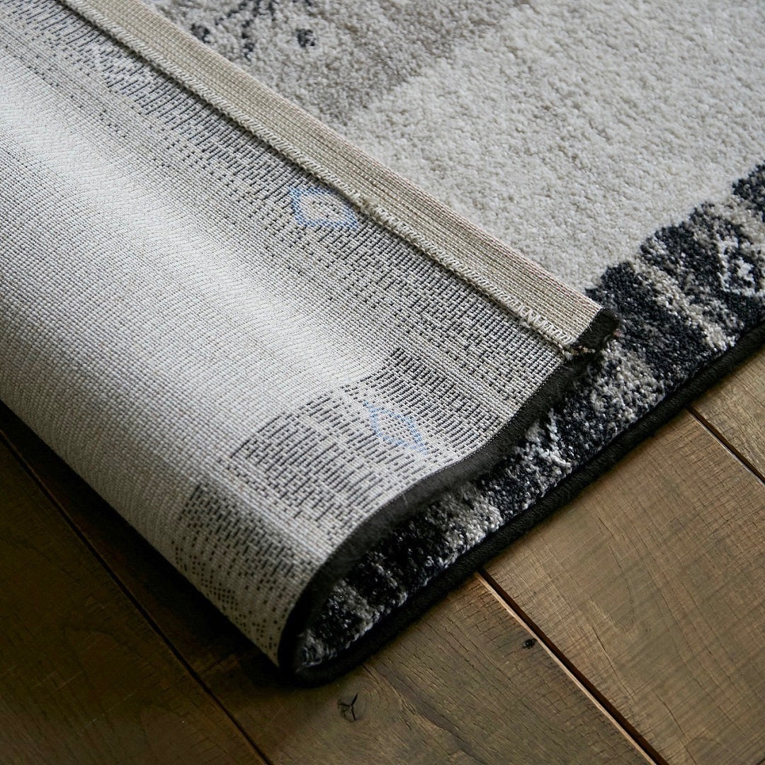 ヴォルテⅡ ラグ