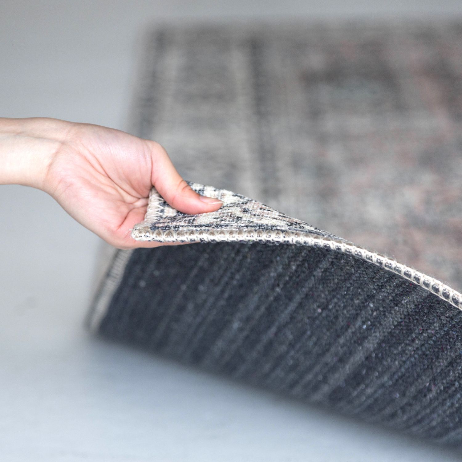 アシュリーラグ