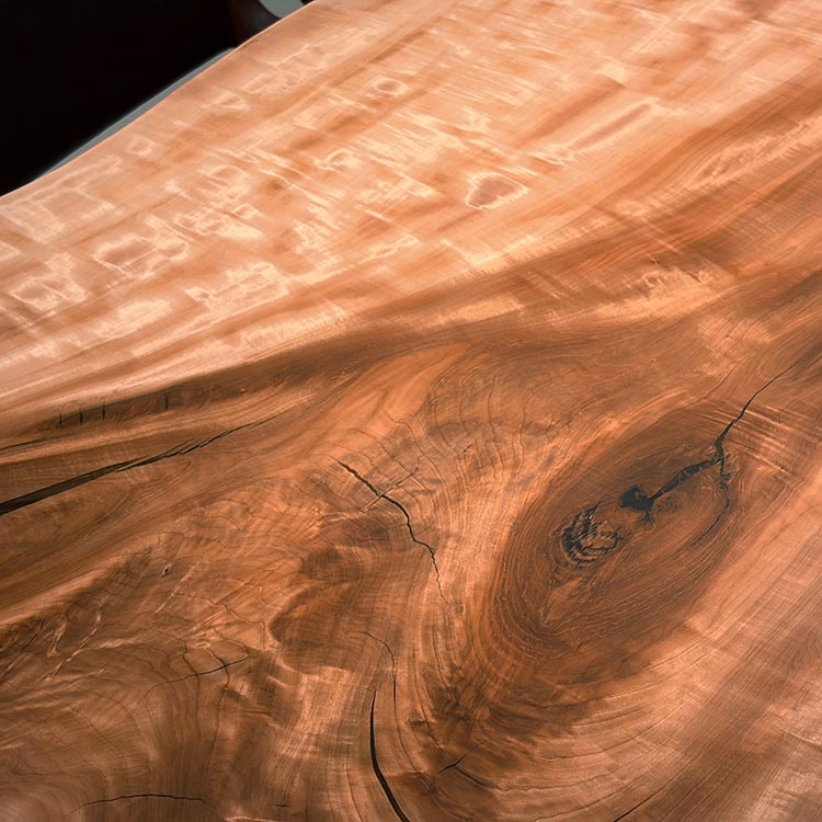 一枚板　トチ / 栃(杢)　K-IW-2111-1062-6　(W240cm)