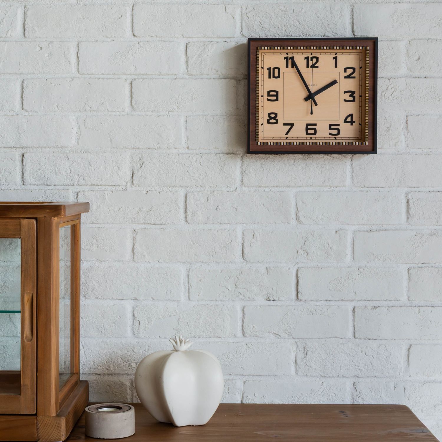 ブラス クロック ソリッド