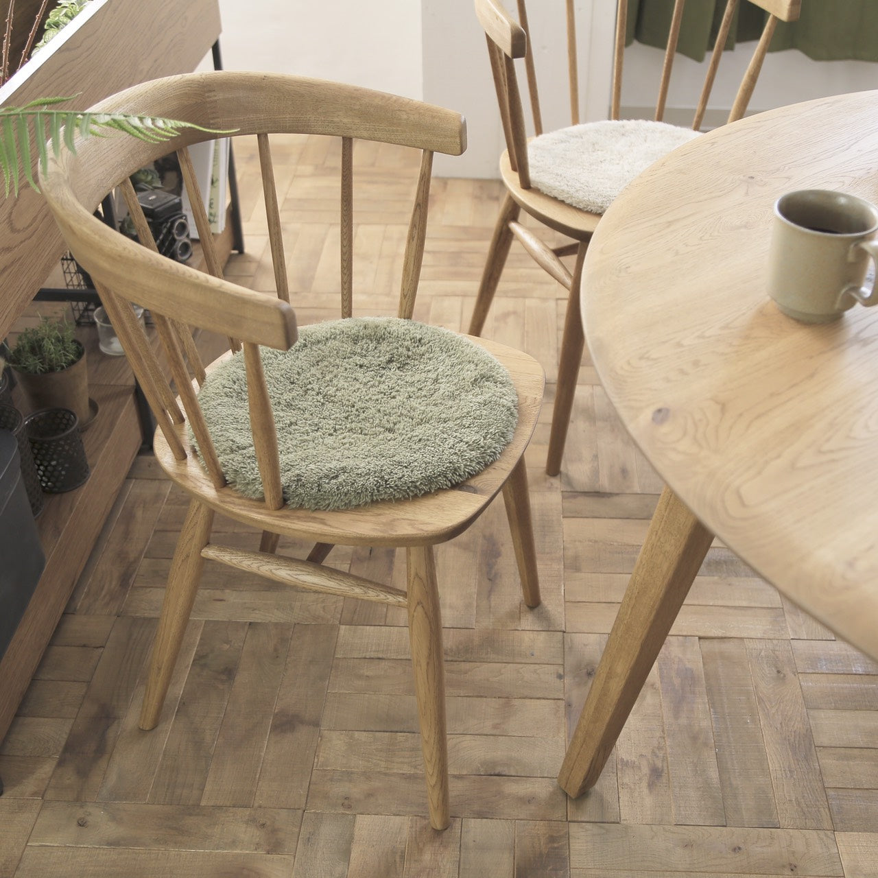 洗えるチェアー ラグ