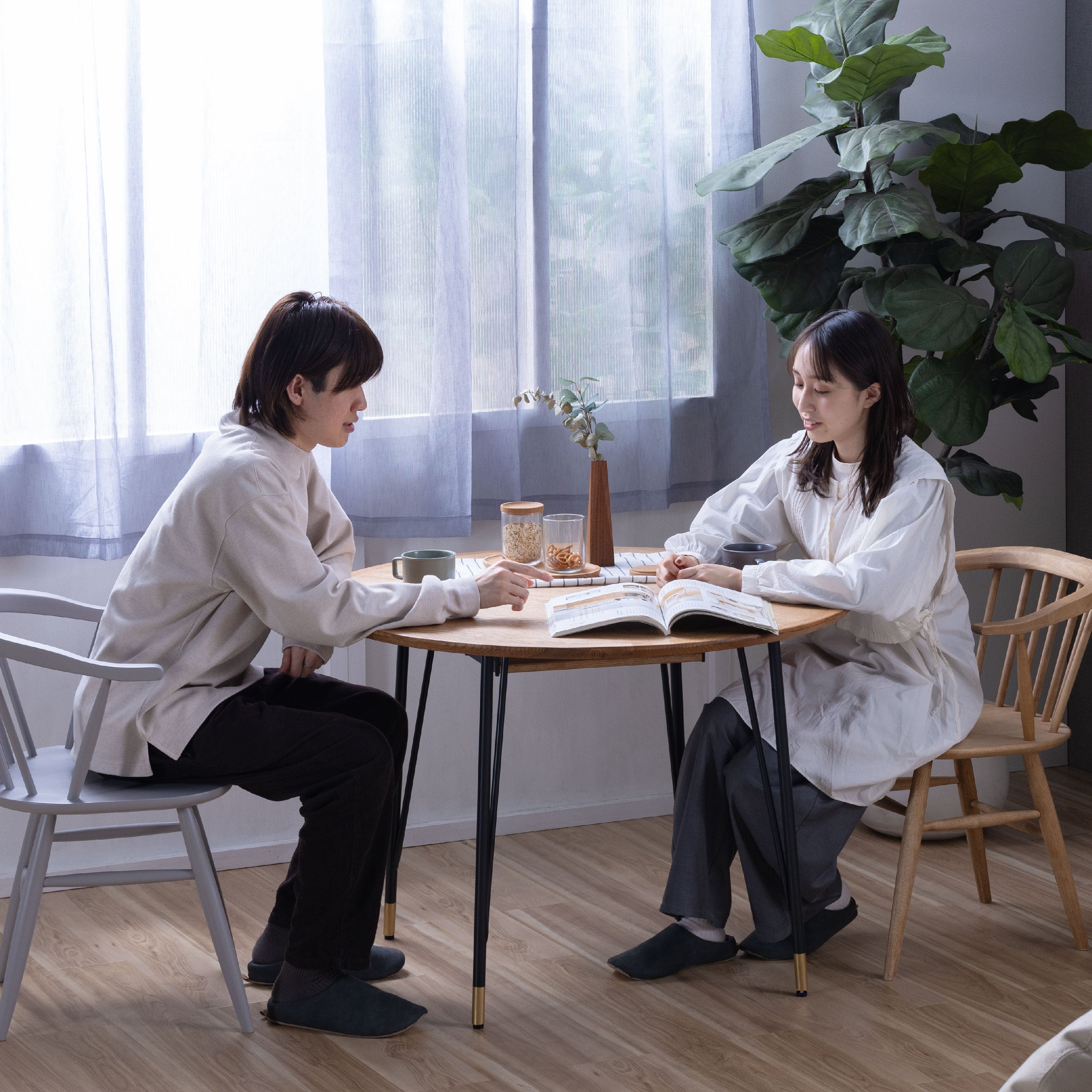 マルル ダイニングテーブル