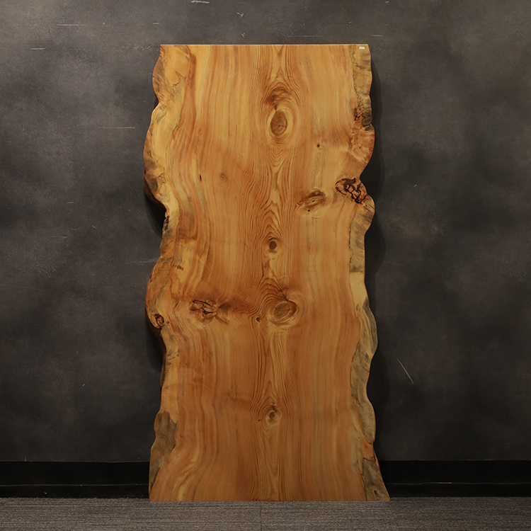 一枚板テーブル　クロマツ / 黒松　552-3　(W180cm)