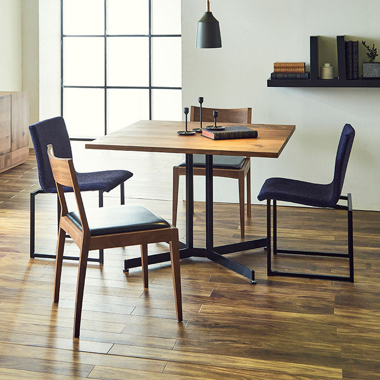 カラス ダイニングチェア スチール脚 ファブリック