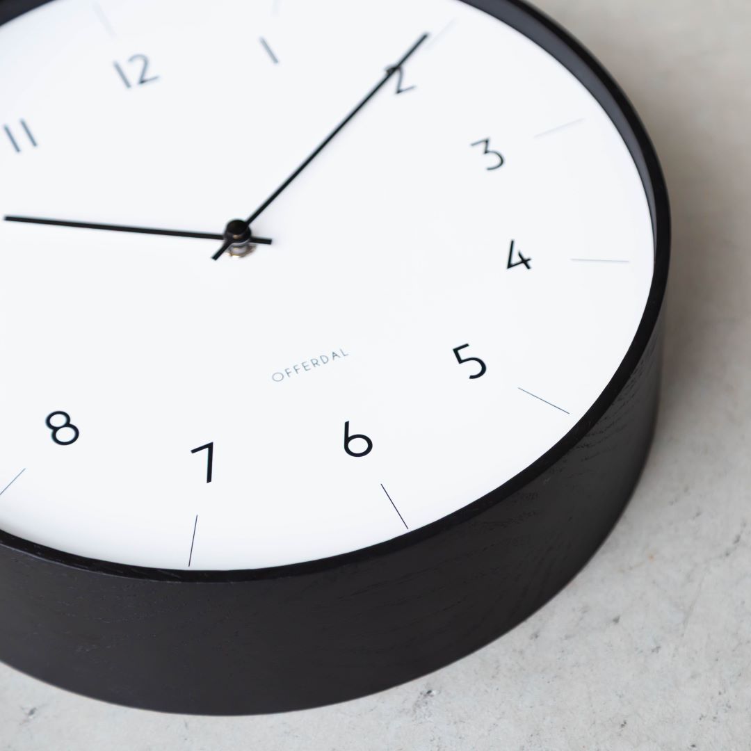 アールノ クロック