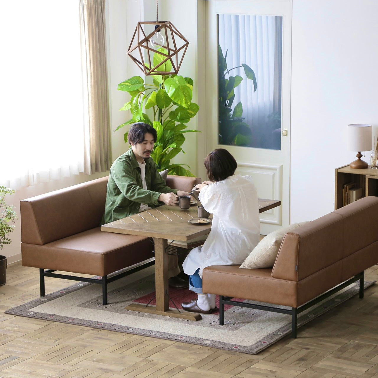 コンフェッティ ペンダントランプ