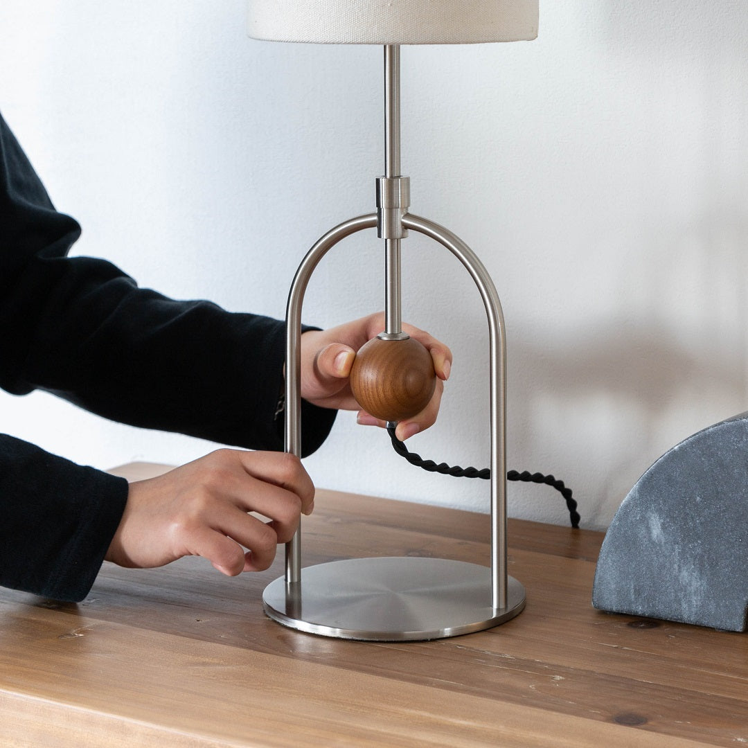 スタルカ テーブルランプ